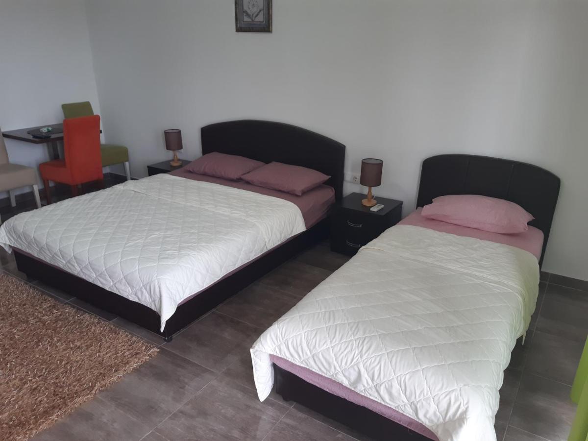 Zara Apartments Ulcinj Luaran gambar