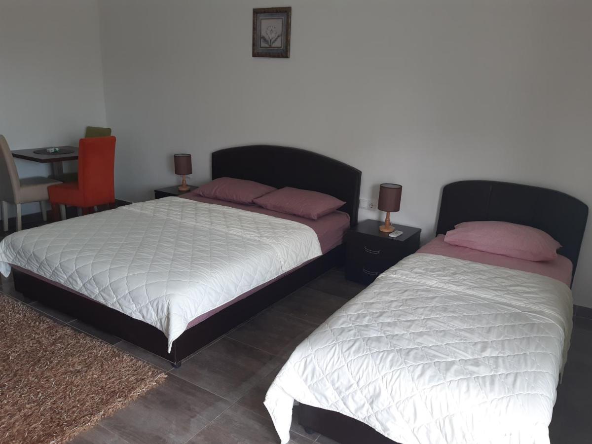 Zara Apartments Ulcinj Luaran gambar